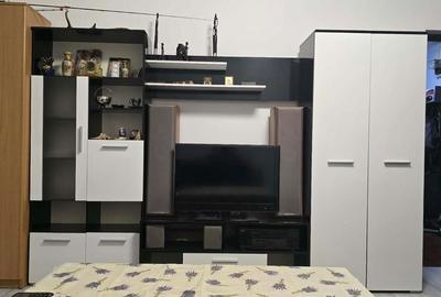 Apartament cu 3 camere decomandat, mobilat în Gorjului