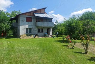 Casa + teren de vanzare in Breaza-Prahova - 1