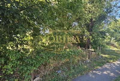 Teren de 6478 mp, în Central - 3