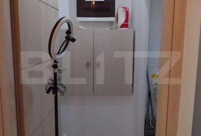 Spațiu comercial, de 290 mp, în Micro 3 - 11