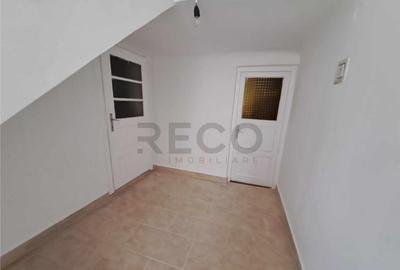 Casă cu 5 camere cu Teren 1700 Mp în Episcopia Bihorului - 12