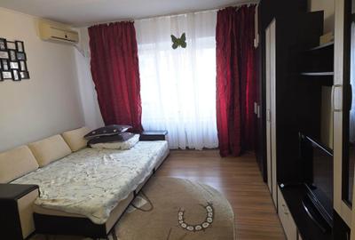 Garsonieră decomandată în 13 Septembrie - 2