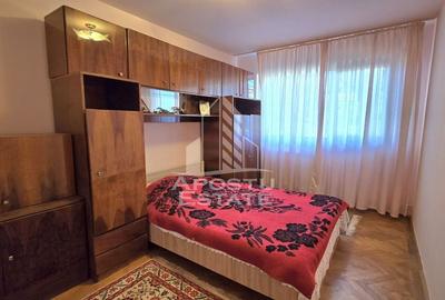 Apartament 3 camere, etaj 3, centrala proprie, zona Circumvalatiunii - 9