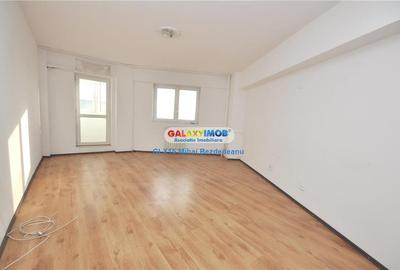 Apartament cu 4 camere decomandat în 13 Septembrie - 2