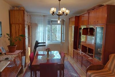 Apartament cu 2 camere decomandat în Tudor - 3