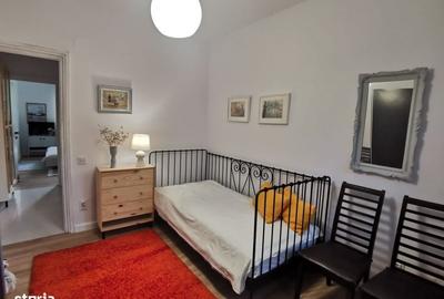 Apartament de 3 camere, semi-decomandat, balcon, zona Titan - 2