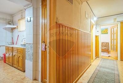 Apartament cu 4 camere decomandat, mobilat în Vlahuță - 9