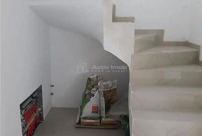 Casă cu 4 camere cu Teren 400 Mp în Buda - 8