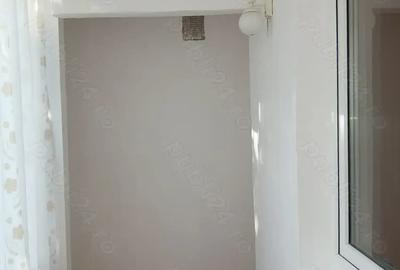 Vand apartament 2 camere - 10