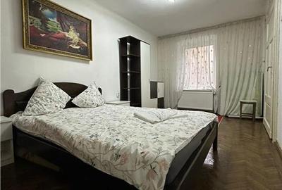 Apartament cu 3 camere decomandat în Centrul Istoric - 4