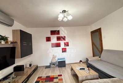 Apartament cu 3 camere decomandat, mobilat în Complex Studențesc - 2