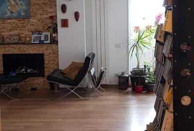 Apartament cu 3 camere, mobilat în Prelungirea Ghencea - 3