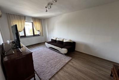 Apartament cu 2 camere decomandat în Central - 1