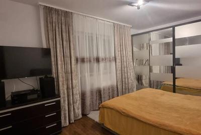 Apartament cu 3 camere decomandat în Hipodrom 4 - 4