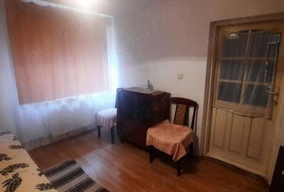 Casa 81 mp,plan parter,teren 300 mp,Toma Cozma,zona Piata Pacurari - 6
