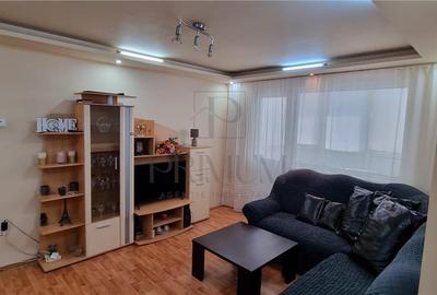 GIROCULUI - 3 Camere - ETAJ 2 - Izolat interior