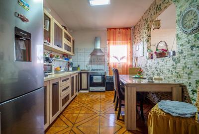Casa P+E cu spatiu comercial, situata central in Filipestii de Padure - 17