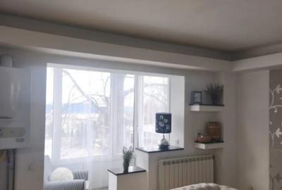 Apartament cu 4 camere decomandat în Rădăuți - 12