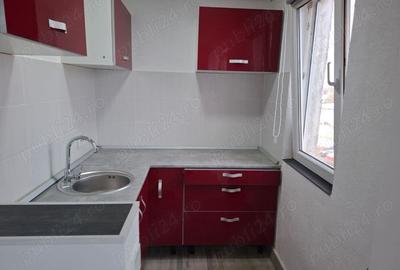 Vand urgent!!! Ap 3 cam Vlaicu Fortuna etaj 4 Aleea Saturn - 5