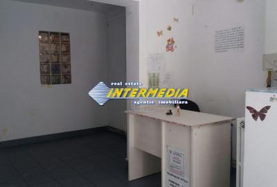 Spațiu comercial, de 25 mp, în Cetate - 2