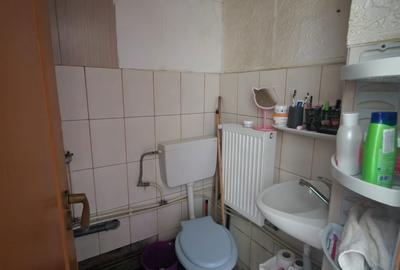 Garsonieră decomandată în Central - 2