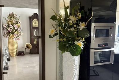 Apartament cu 3 camere de vanzare zona Lidia - 1