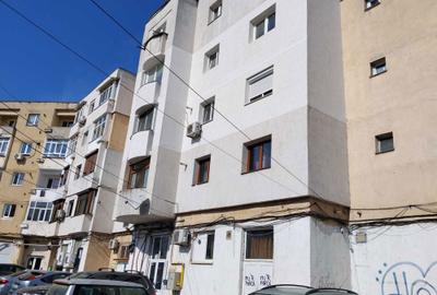 Apartament cu 2 camere decomandat în Nord