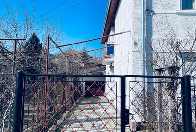 Casă cu 4 camere în Central - 8