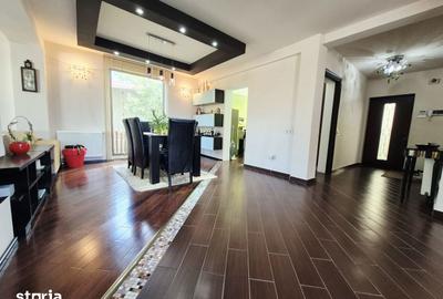 Casă cu 9 camere cu Teren 380 Mp în Central - 9