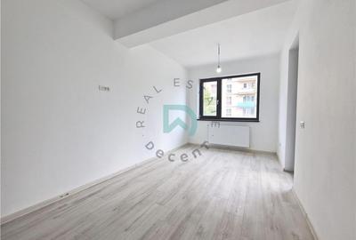 Apartament cu 3 camere decomandat în Tractorul - 16