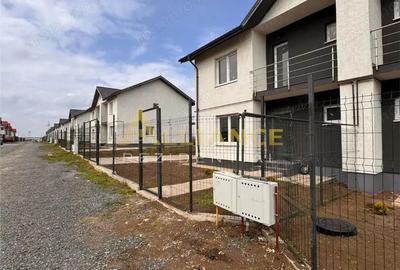 Casă cu Teren 210 Mp în Central - 10