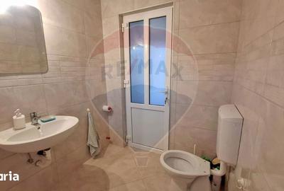 Casă cu 3 camere cu Teren 800 Mp în Corunca - 12