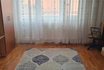Garsonieră decomandată în Petros - 5
