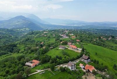 2.800 mp teren intravilan cu priveliste de vis Bran. Sohodol, Brasov