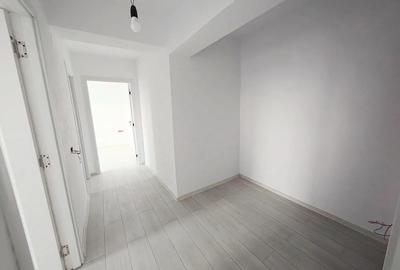 Vand apartament cu 2 camere, Hunedoara, decomandat, zona Micro 7, 30000 euro neg - 2