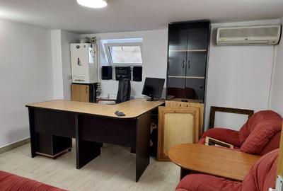Bd. Unirii – Tribunal  Spatiu Birouri – Avocatura / Notariat 30 mp. - 7