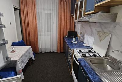 Apartament cu 2 camere decomandat în Sud