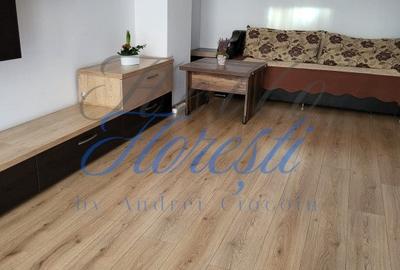 Apartament cu 3 camere semidecomandat în Sopor