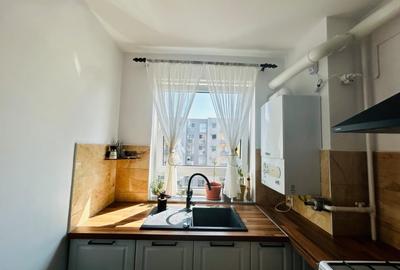 Garsoniera spatioasa, 36 mp, mobilata si utilata, in zona Avangarden 3 - 5