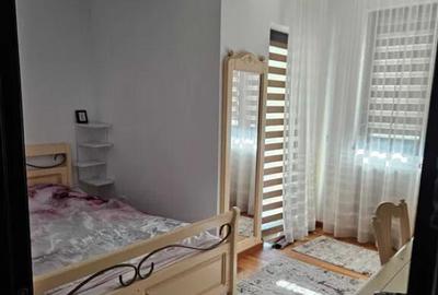 Apartament cu 3 camere semidecomandat, mobilat în Central - 2