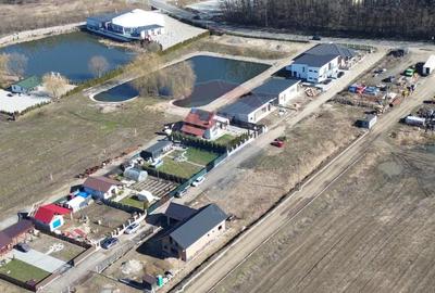 Teren de 559 mp, în Est - 7