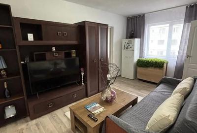De vanzare apartament cu 2 camere, mobilat ?i utilat, 35.500 euro - 2