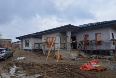 Casă individuală cu 4 camere cu Canalizare în Brănești - 7