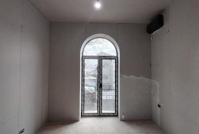 Apartament cu 4 camere semidecomandat în Armeneasca - 3