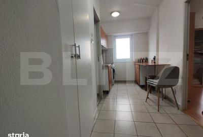 Garsonieră decomandată în Decebal