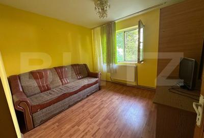 Apartament de vanzare, 54 mp, zona 9 Mai - 2