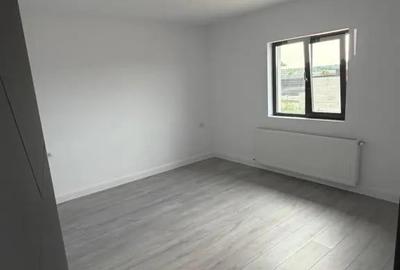 Casă cu 5 camere în Ciorogârla - 1