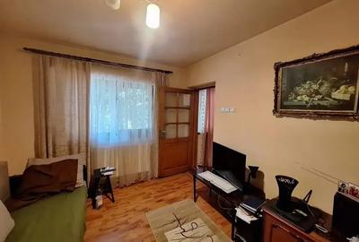 Casă spațioasă cu 6 camere și teren1000mp - Frumușani, DN4 - 9