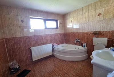Casă cu Teren 500 Mp în Brănești