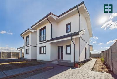 Duplex cu 3 camere cu Teren 365 Mp în Moșnița Veche - 1